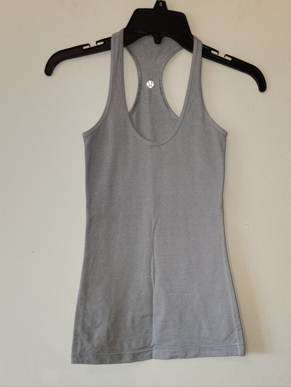 Lululemon Gray Racerback Tank Top - Women XSmall Siz 2